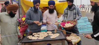 Farmers Protest: Langar sewadar appealed to farmers do not waste the Rotis