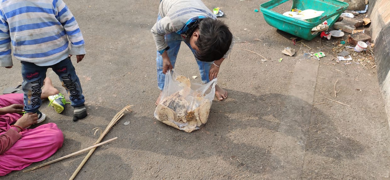 Farmers Protest: Langar sewadar appealed to farmers do not waste the Rotis