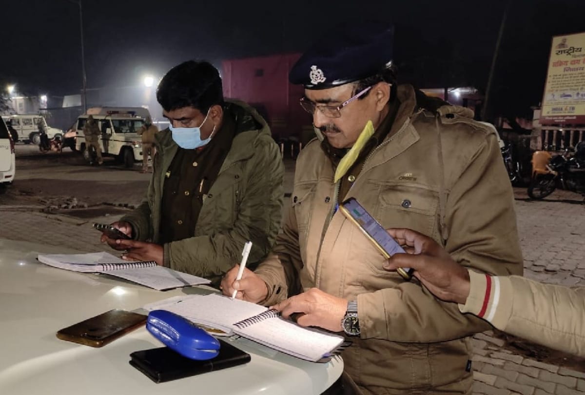 UP: acid thrown on a girl returning home from coaching, condition critical