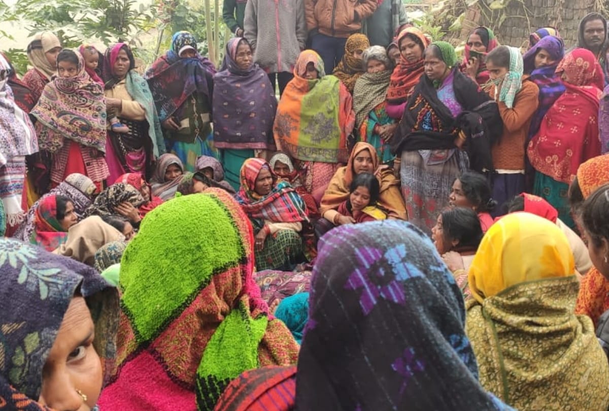 two sisters died due to suffocation during Sleeping in room at gorakhpur