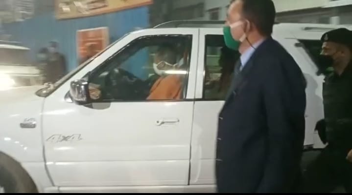 CM yogi adityanath reach varanasi after mau visit review of development works