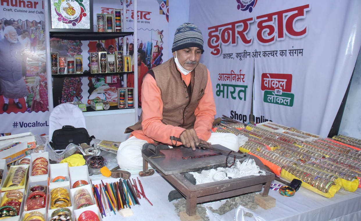 hunar hatt in rampur numaish ground