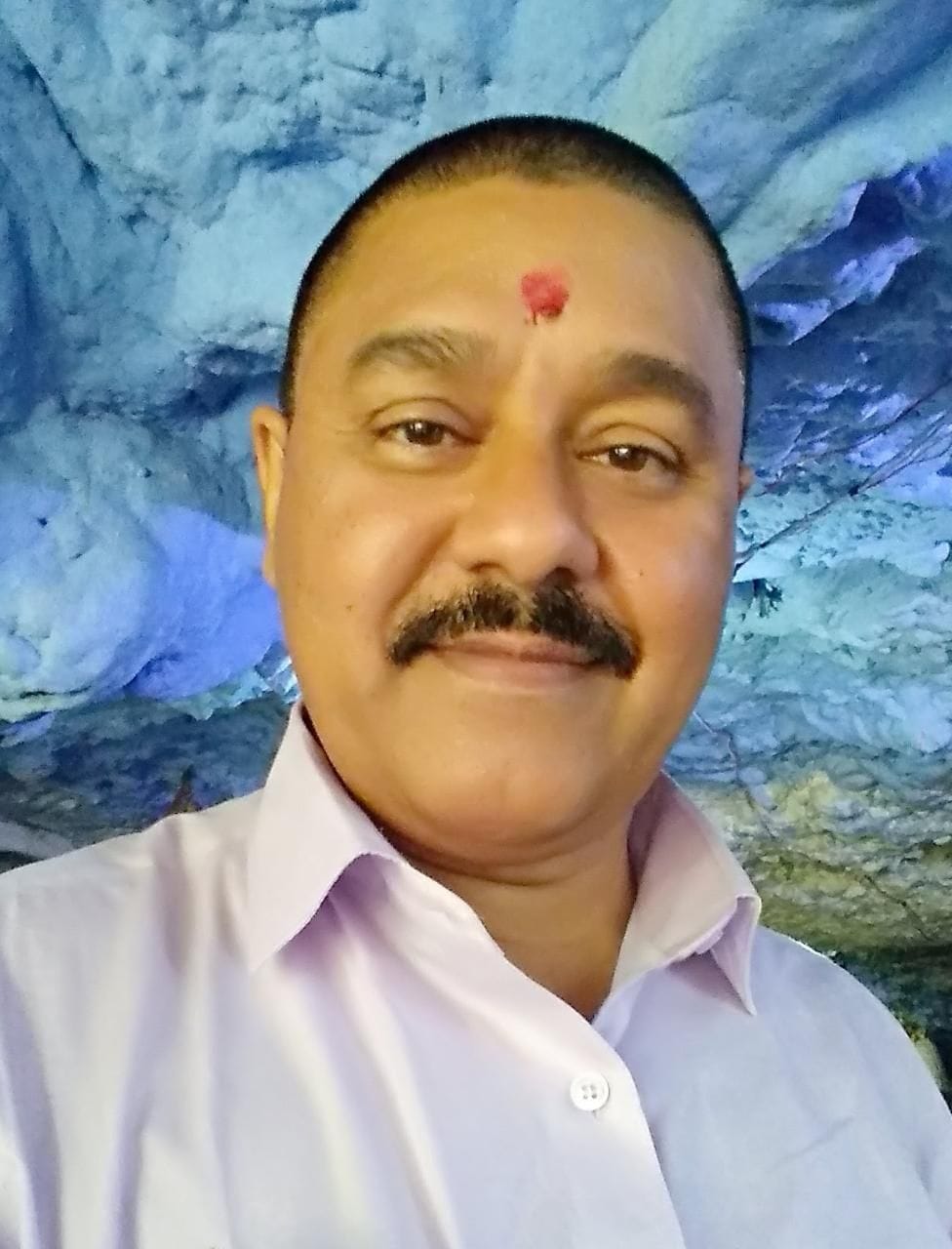 Mathematics spokesperson Kamal Gahtodi received Research Excellence Award