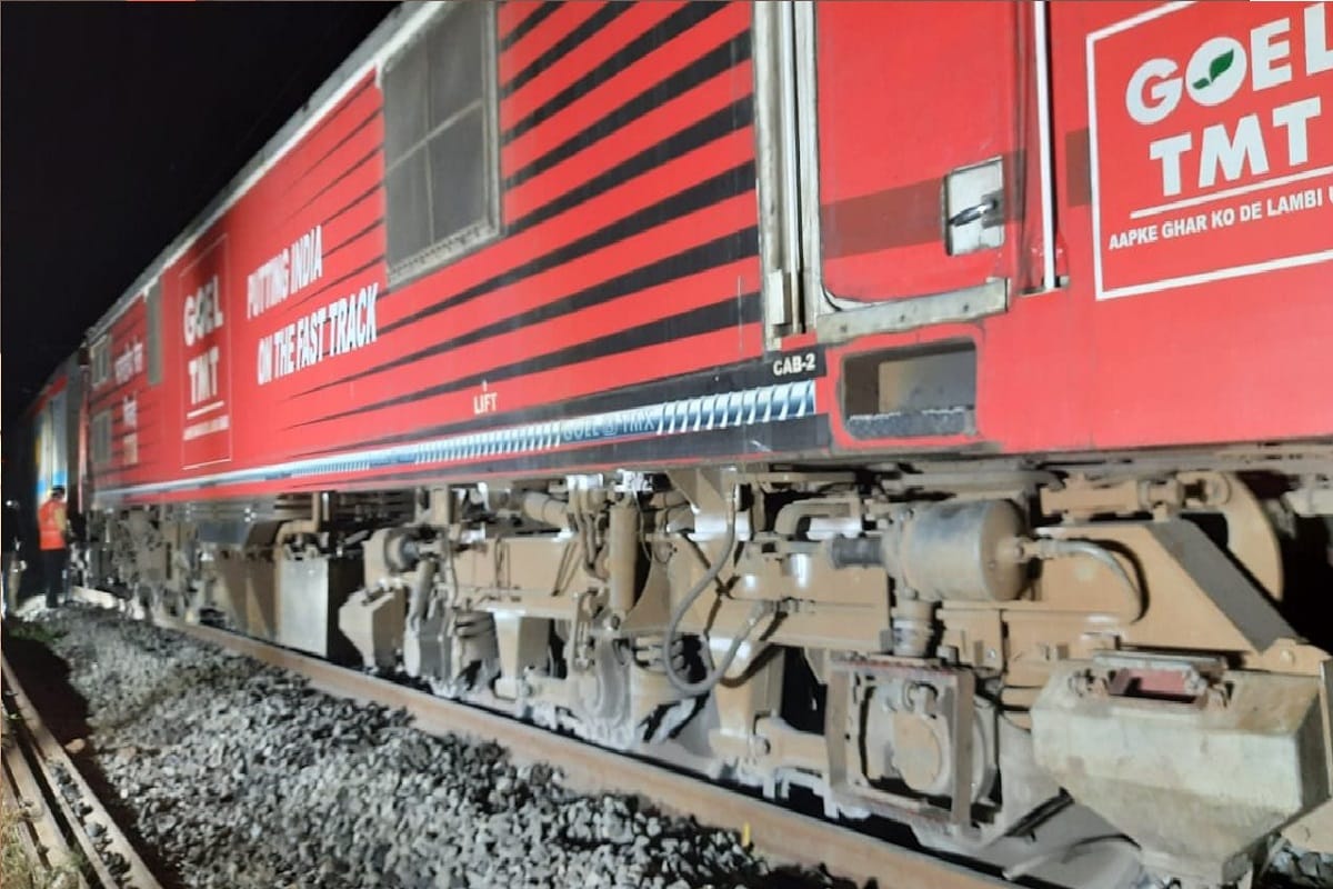 Odisha: Puri-Surat Express Train derailed after hitting an elephant between Hatibari and Maneswar railway