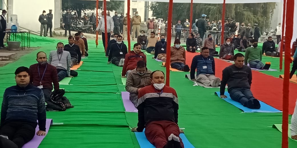 Uttarakhand Assembly winter session 2020: mla does yogasana before session