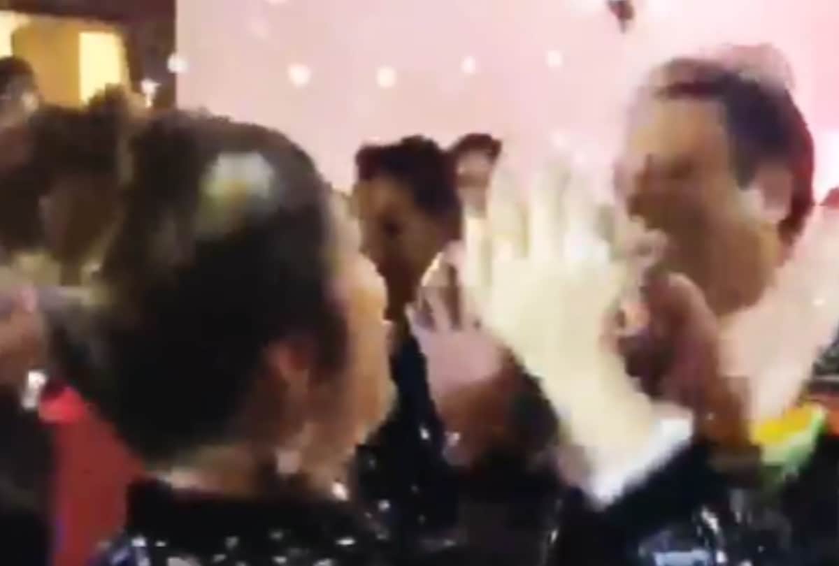 Govinda birthday bash dance with wife sunita also Shakti Kapoor joins him Watch video