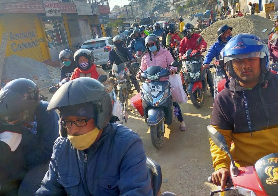 People upset due to the problem of jam in Pithoragarh city