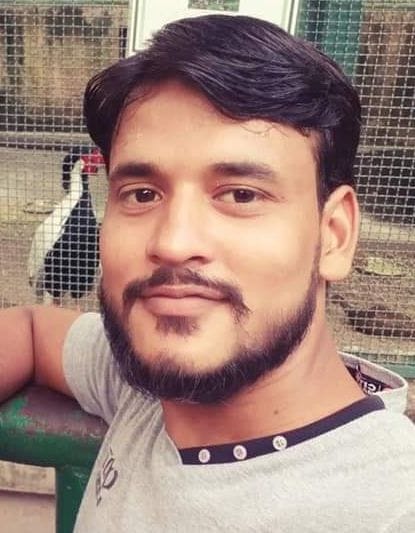 There is chaos in the death of a car driver in Agra accident