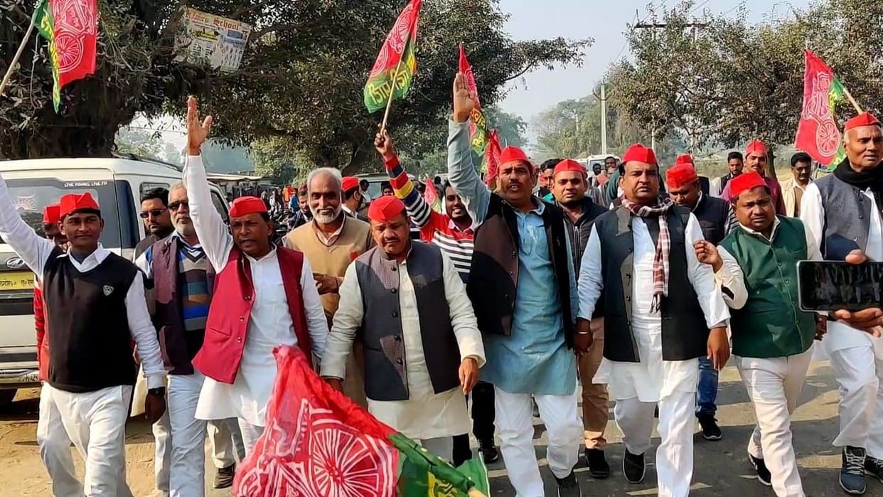 The supporters took out a march in protest against the farmers law