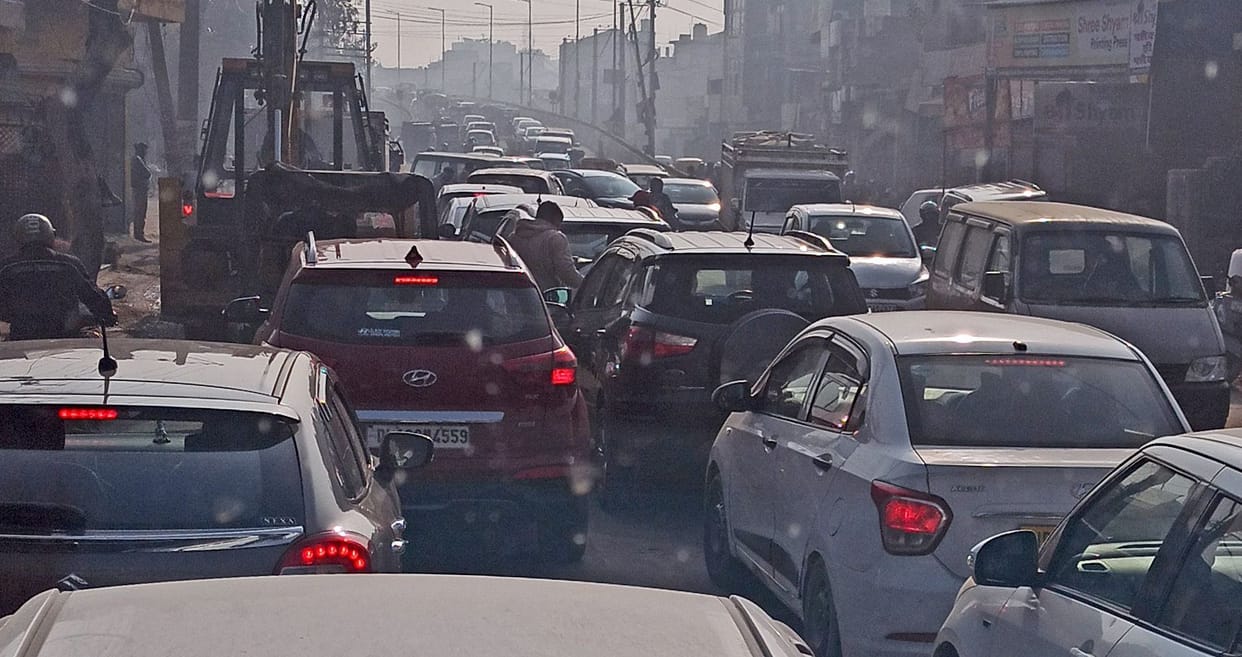 Kherkidoula toll: 30-minute trial of Fastag jammed