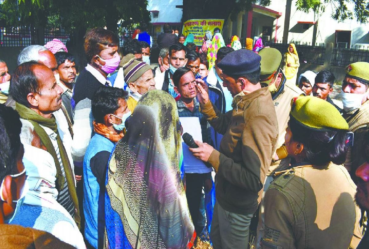 Report filed against 27 including Bhim Army workers in mainpuri