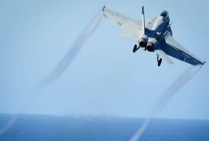 Boeing hard sells F/A-18 Super Hornet to Indian Navy
