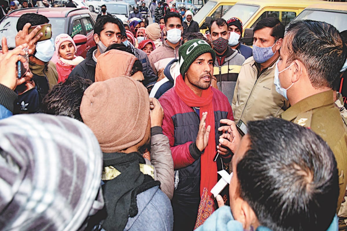woman died in a private hospital in meerut, Family rucks