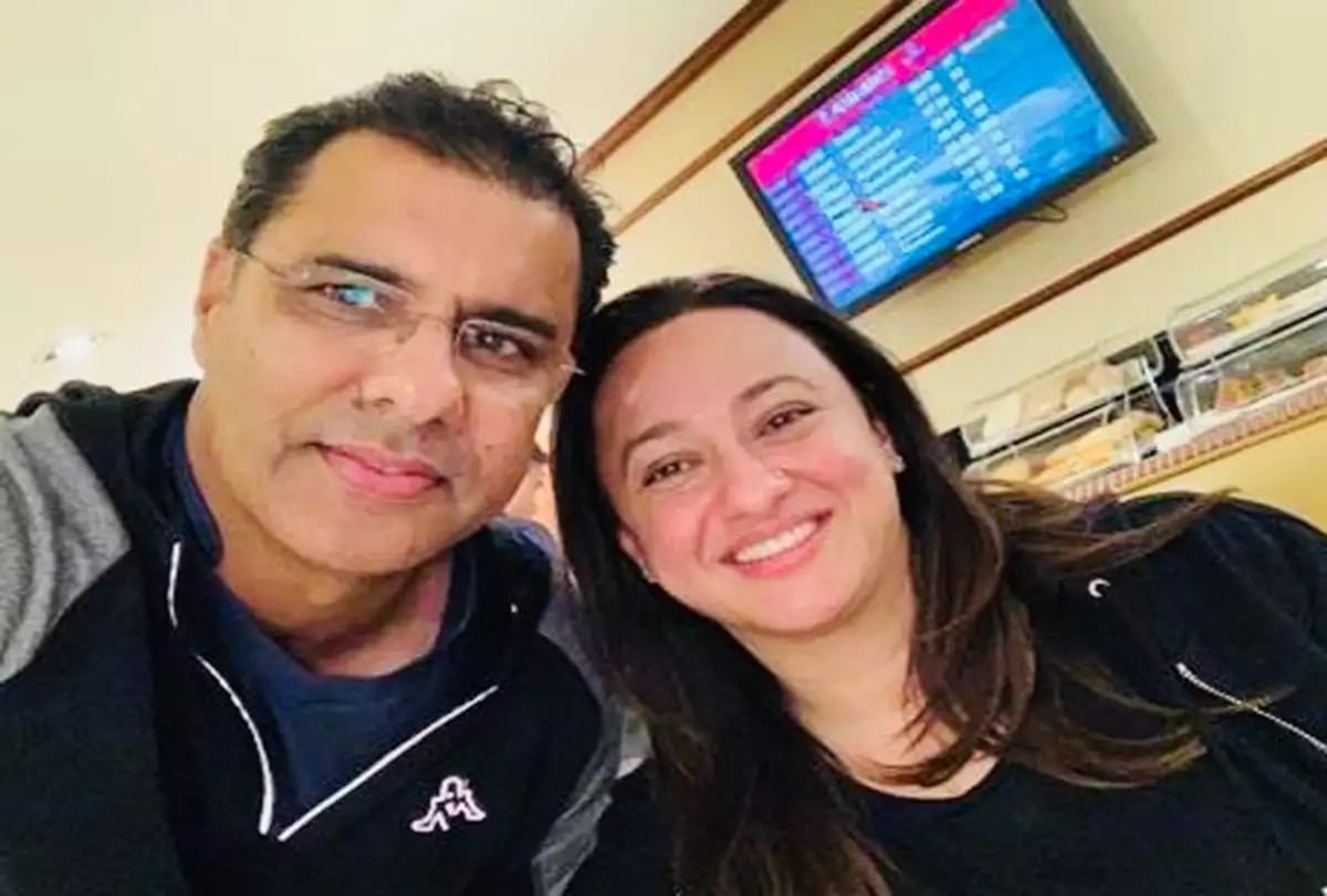 Coach Waqar Younis to return home after first Test against New Zealand
