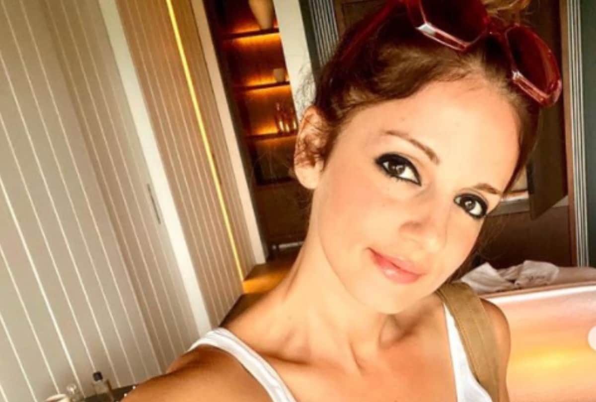 Sussanne khan clarify on reports of her arrest by Mumbai police in a club