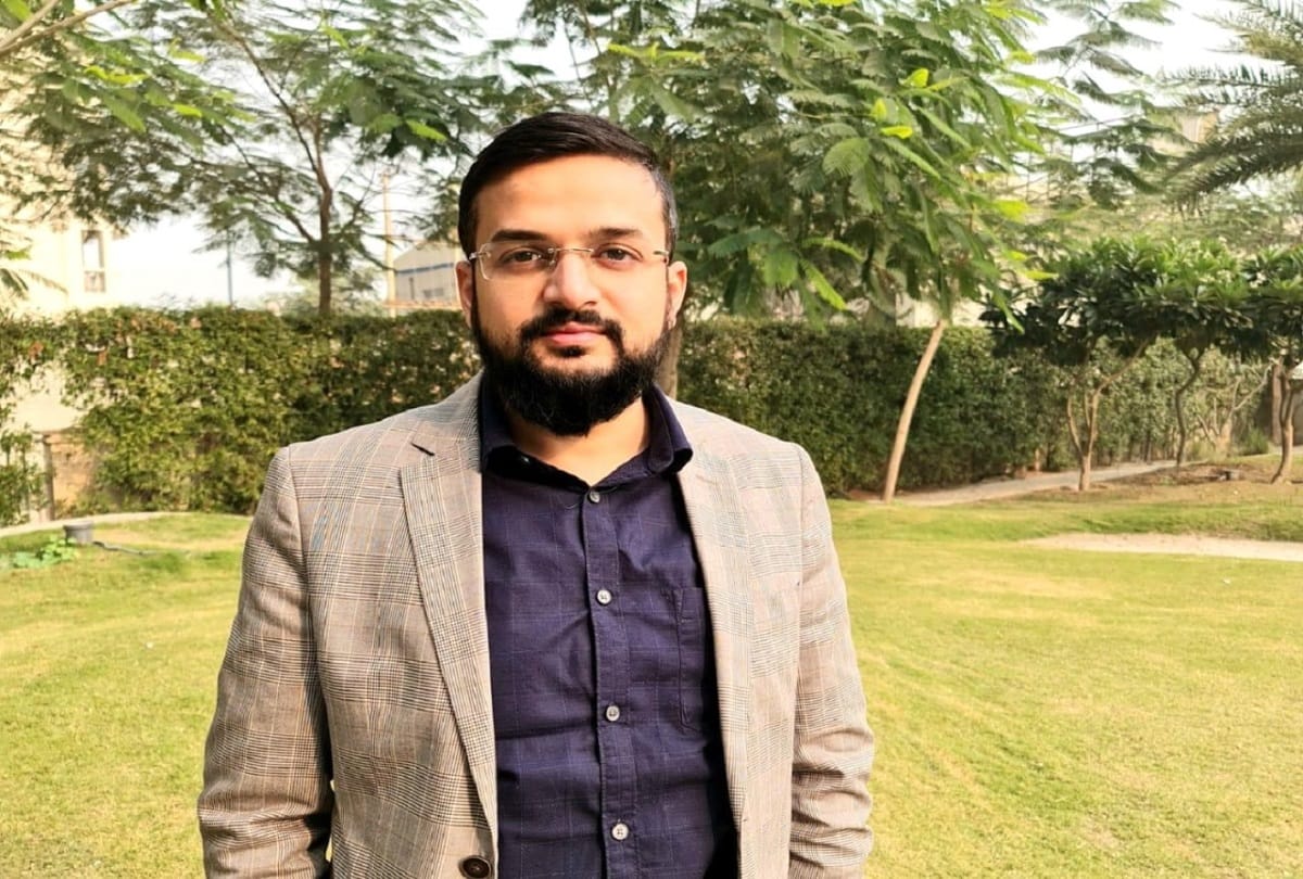 sachin awasthi honored with humanetarian excellance award for the year 2020