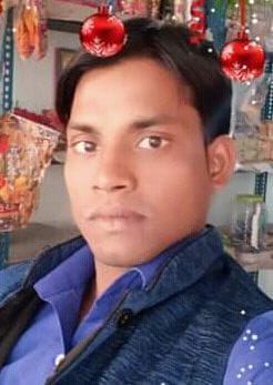 Contestant student dies due to uncontrolled vehicle collision