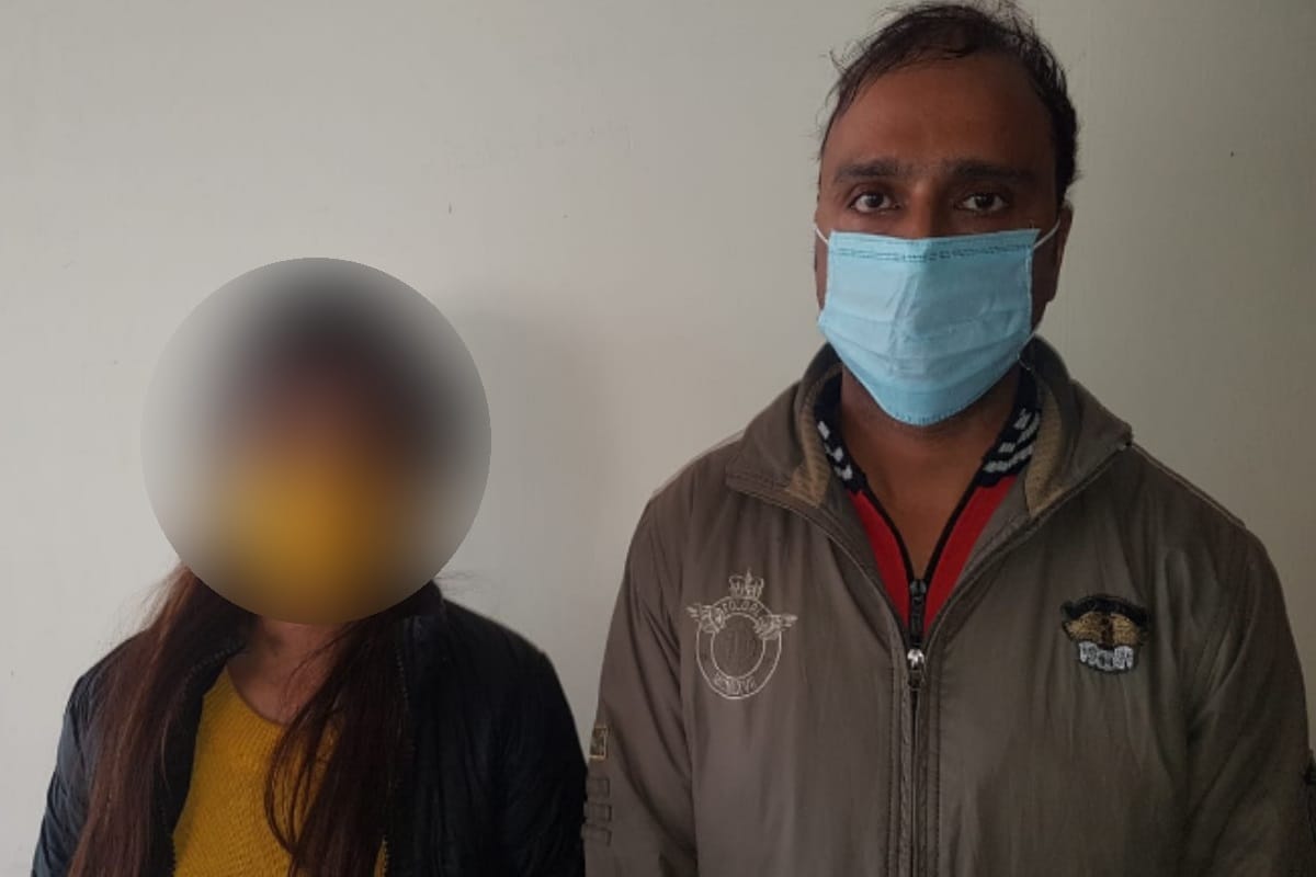 Honey Trap Case Meerut News: Important secrets are hidden in the girl's five mobiles