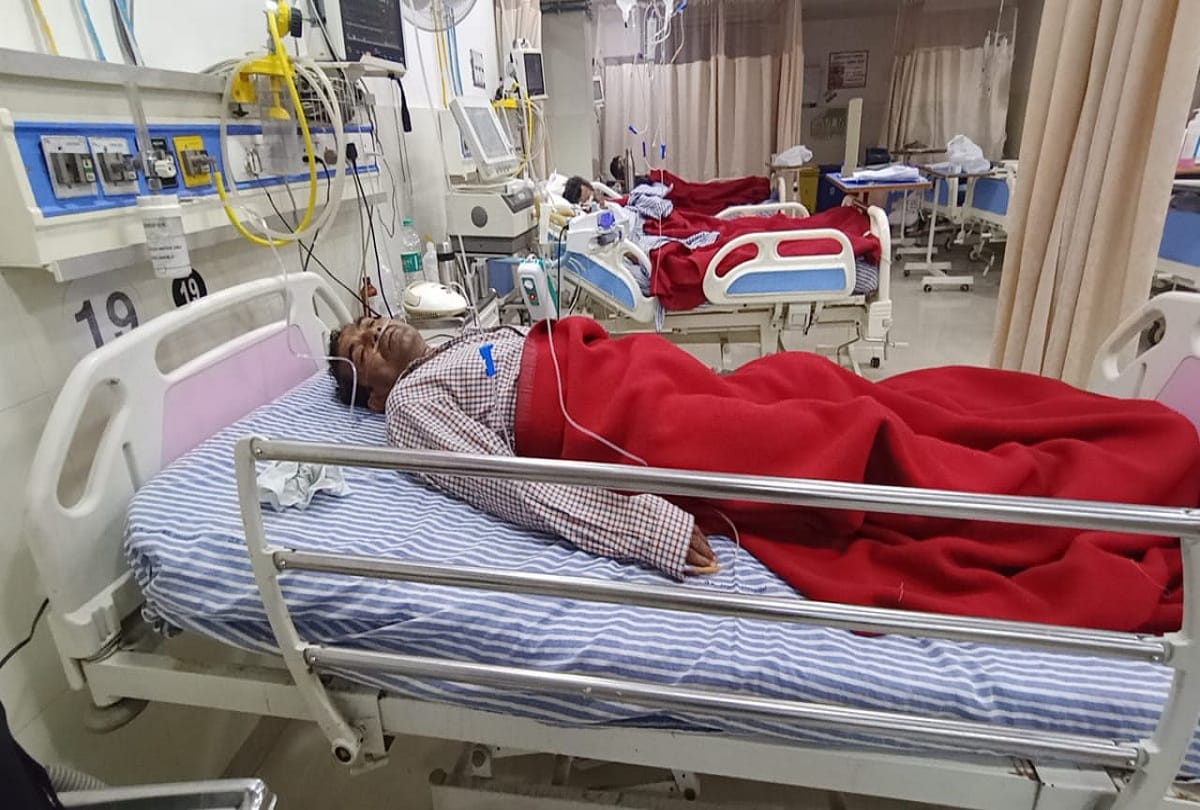 Ammonia gas leak in IFFCO Gas leakage occurred due to breakdown of time rod of ammonia pump in phulpur pratapgarh