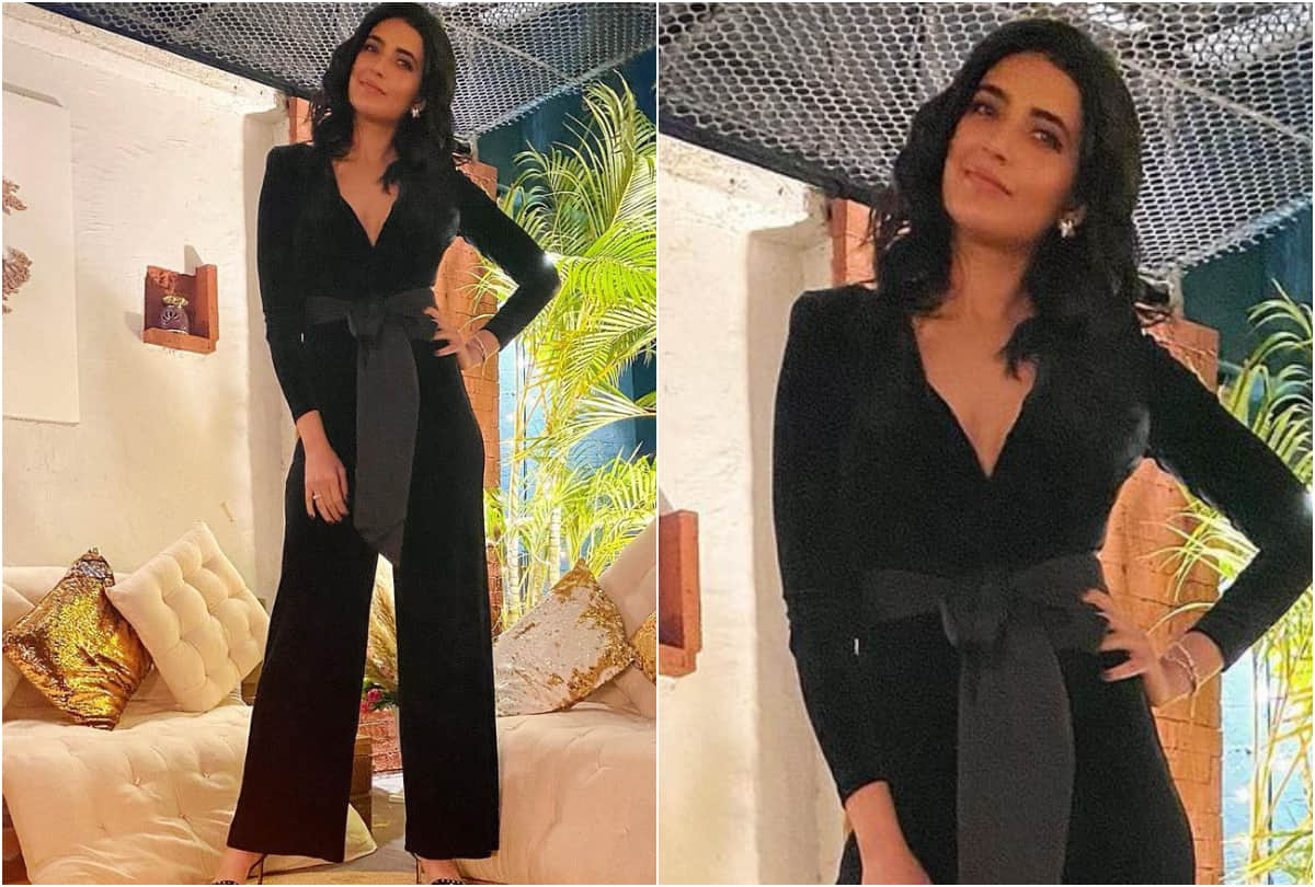 karishma tanna black velvet jumpsuit wearing on birthday bash