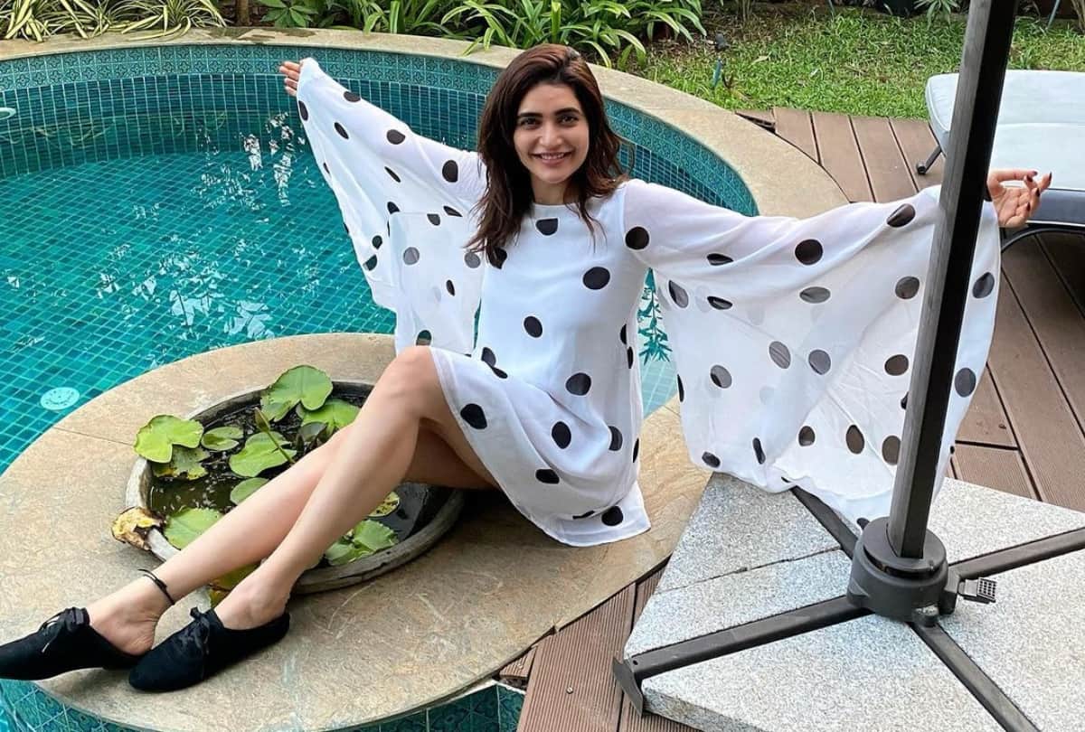 karishma tanna black velvet jumpsuit wearing on birthday bash