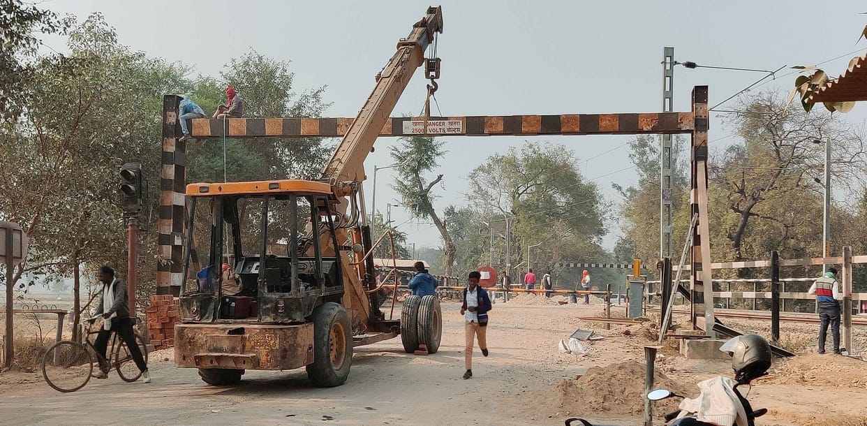railway crossing