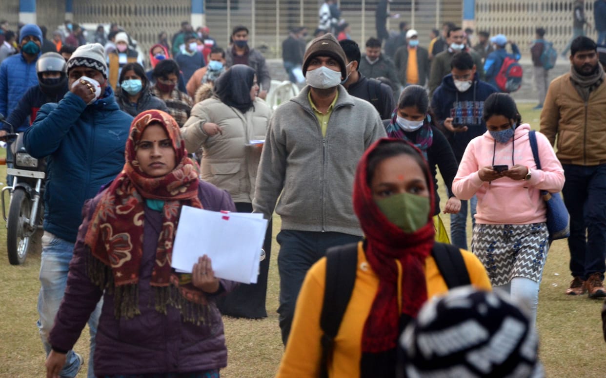 RO  ARO Main Exam 2016: Hindi provided relief if GS questions got entangled