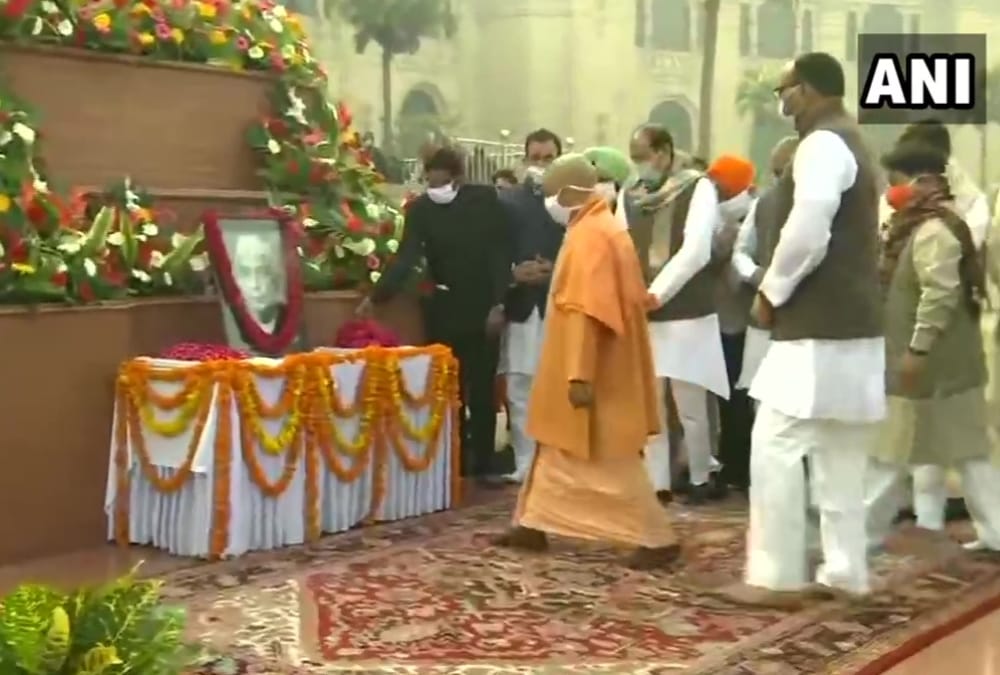 CM Yogi Adityanath pays a floral tribute to former Prime Minister of India, Chaudhary Charan Singh.