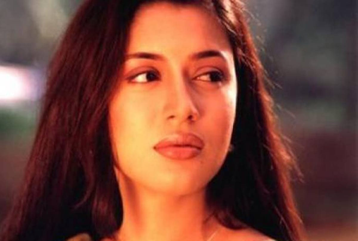 hrithik roshan film fiza actress neha Aka Shabana Raza Is manoj bajpayee wife