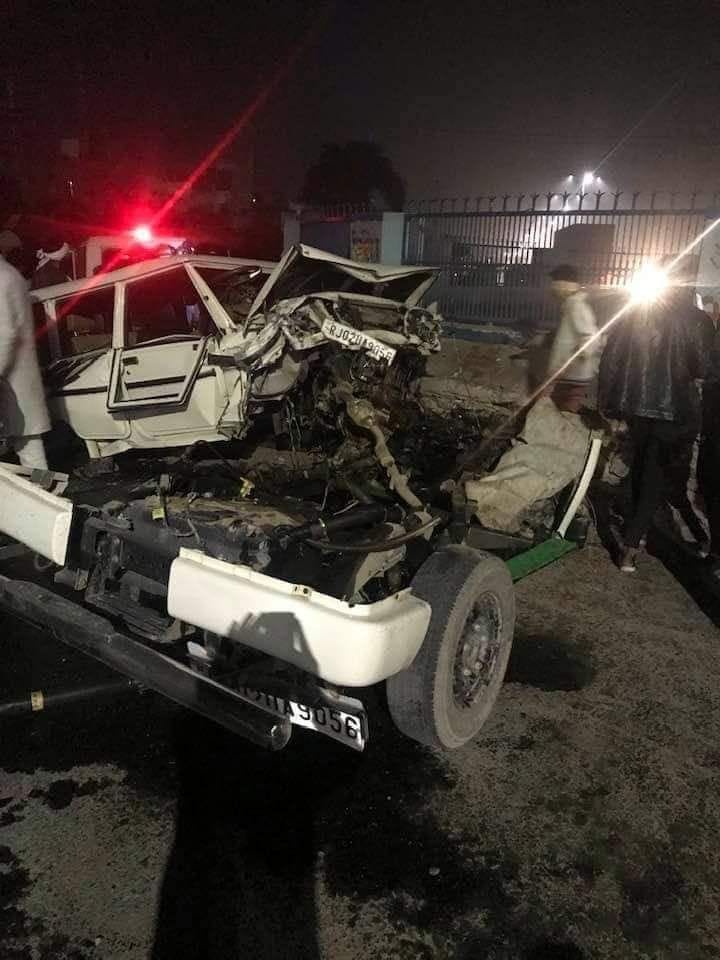 Bolero collides with Ambedkar Chowk, 2 cousins brothers dead