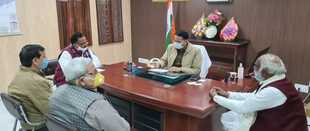 threat to bjp leader, ask security from SP