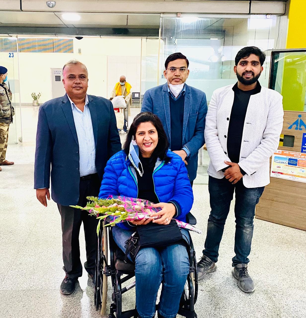 Para athlete Deepa Malik reached varanasi