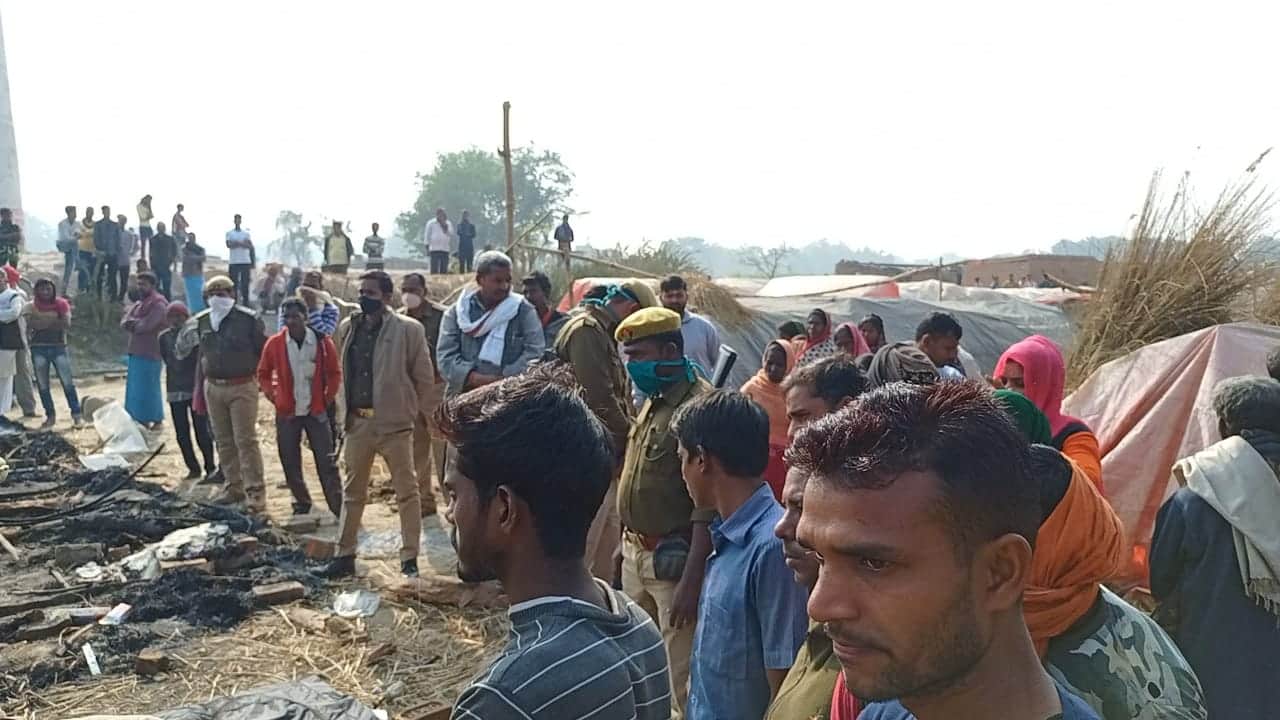 Tragic accident in Ghazipur, UP: A hut transformed into a ash