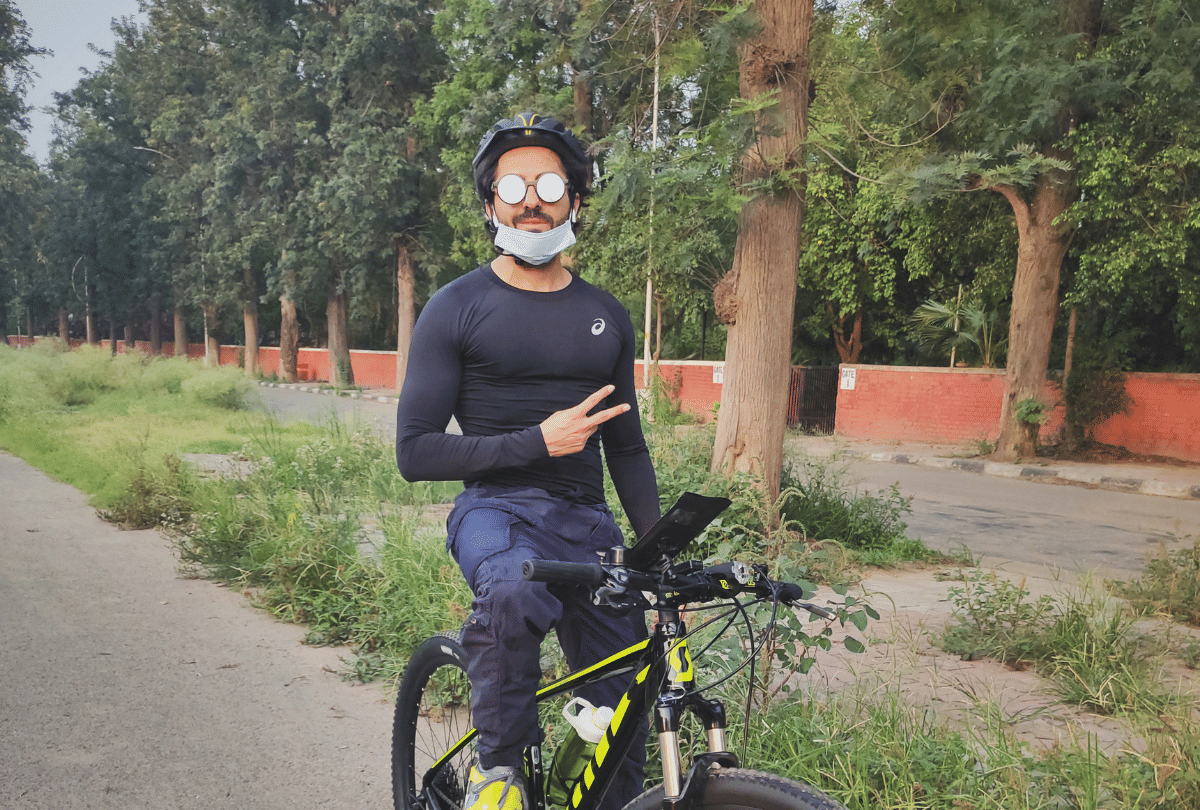 Ayushmann Khurrana returns to Mumbai to sign a big project with Anubhav Sinha