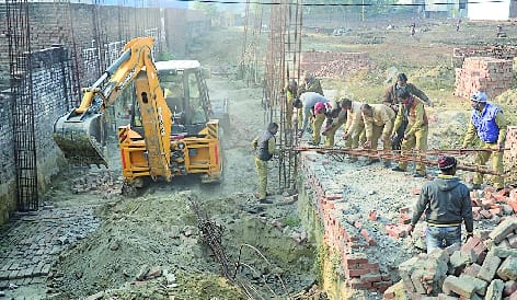 Illegal occupation removed in front of Metropolitan Gate amidst uproar