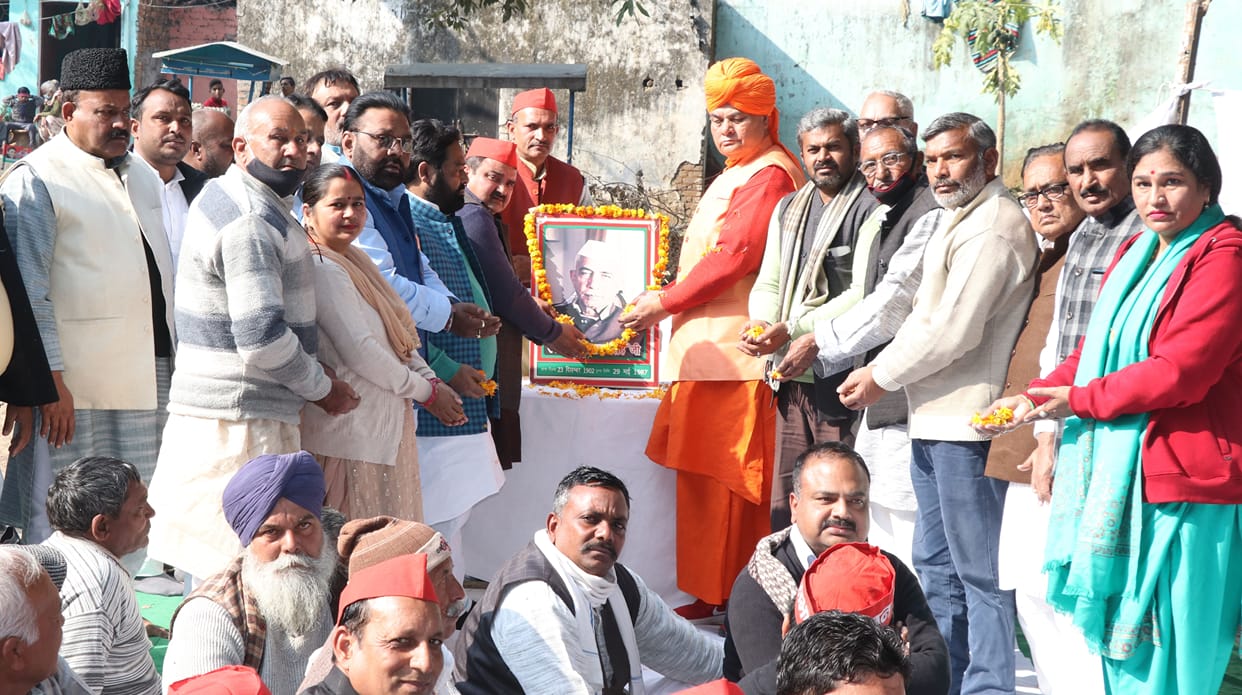 SP legislators and workers fasted