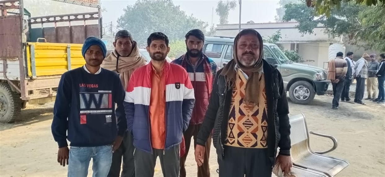 Hathras: theft in Mahadev temple, villagers accuse monk