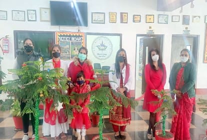 Merry Christmas People Says Celebration In Christian Society
