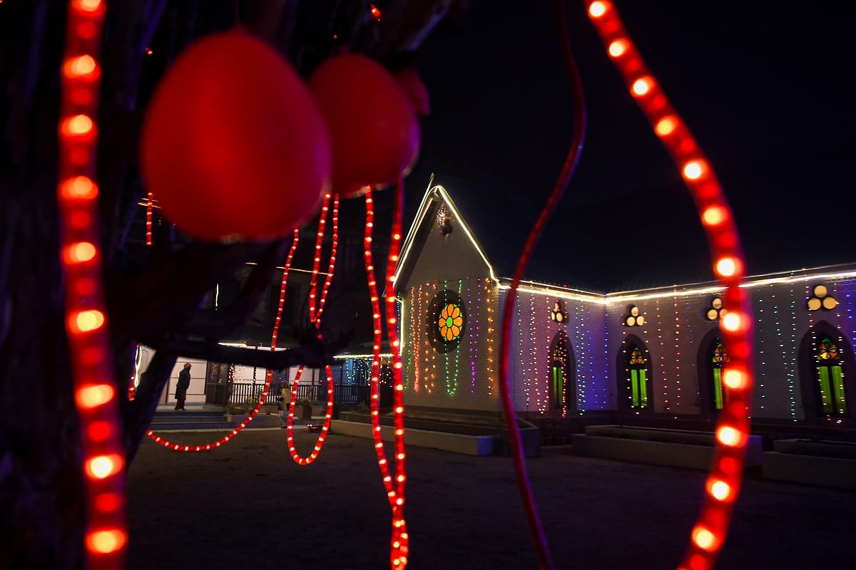 Christmas Eve celebration in India, see pictures