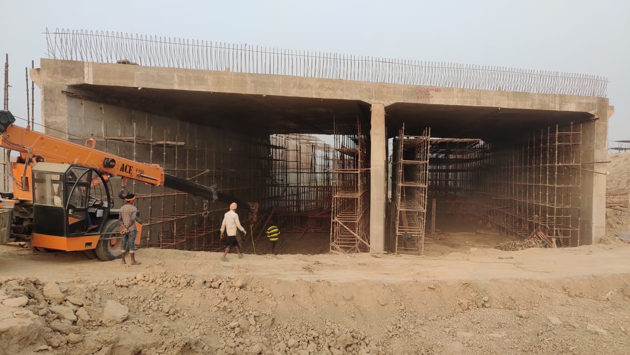 Purvanchal Expressway 325 hectares of land acquired in the district, not getting profit