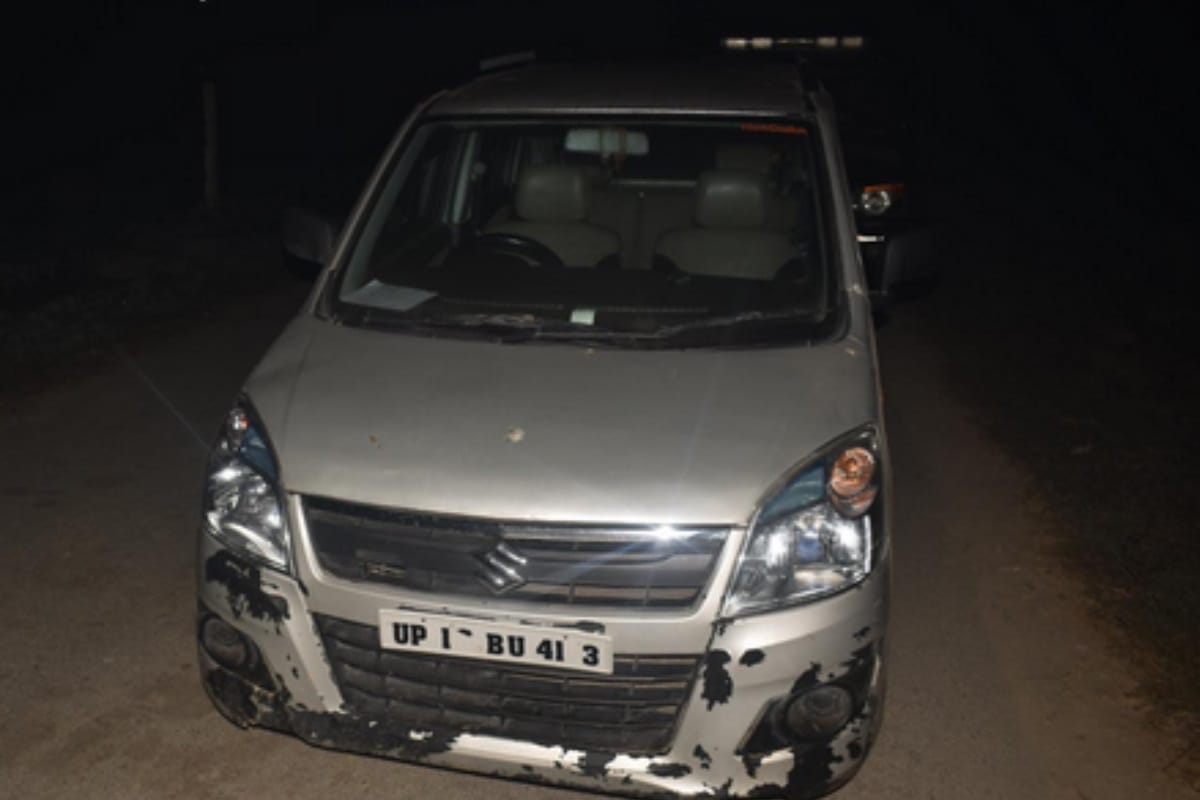 25 thousand prize crooks injured in encounter, fellow also arrested