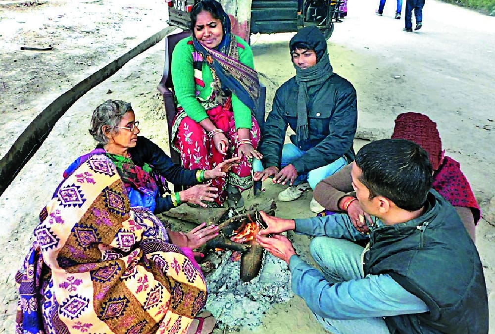 Weather update: Low temperature gives relief to people in Uttar Pradesh.