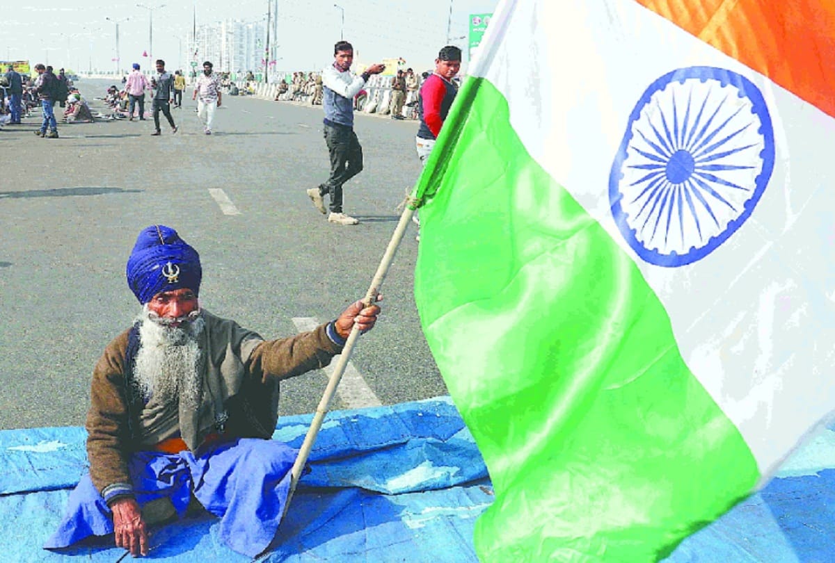 Kisan agitation will move on the path shown by Bapu and Bhagat Singh