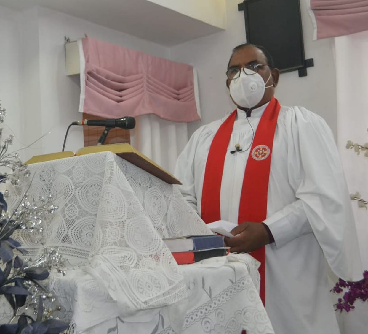 Prayer in the churches on Christmas, Bible lessons