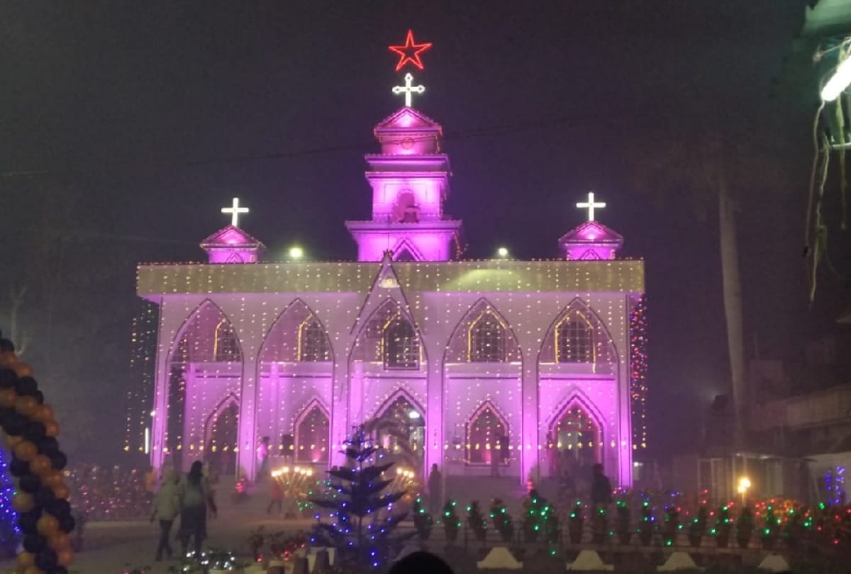 Christmas Day 2020 Birthday of Lord Jesus Christ celebrated in gorakhpur latest photos