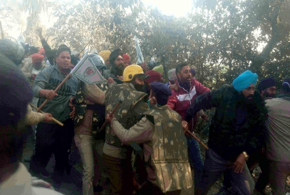 Farmers left for Delhi after dropping the barricading of Uttarakhand Police