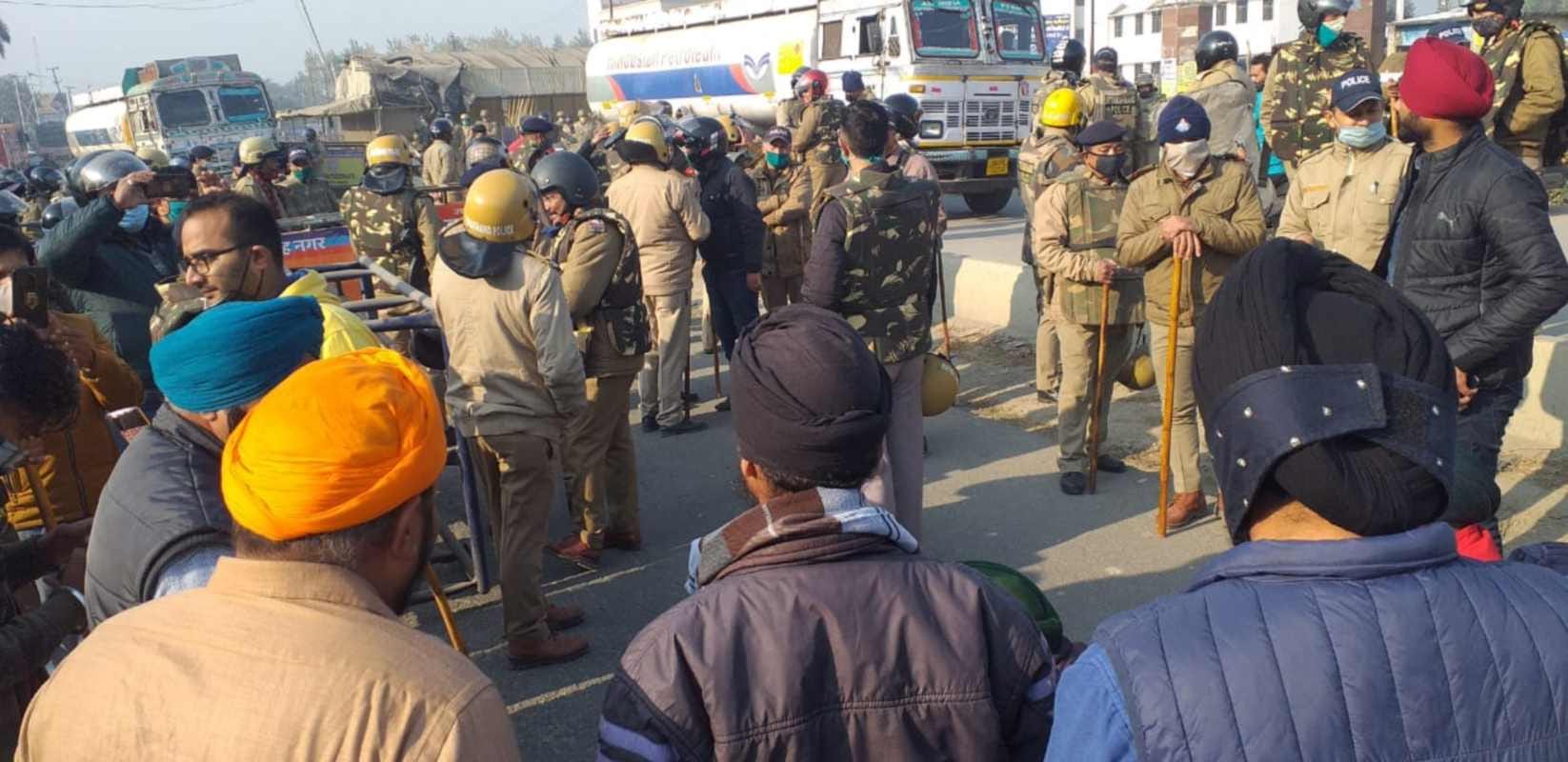 kisan andolan in uttarakhand news: farmer andolan going vehicle owner forcibly hit SSI from tractor trolley