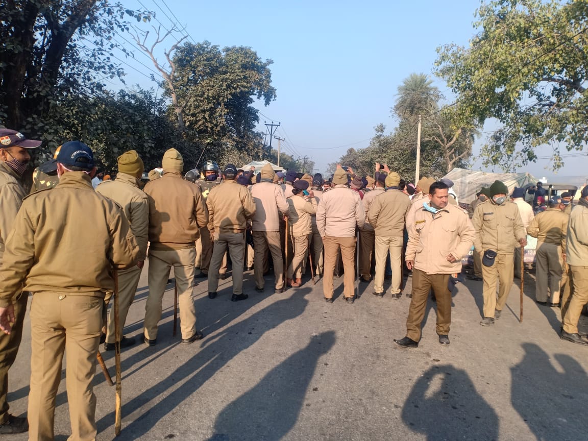 kisan andolan in uttarakhand news: case on udhamsingh nagar more than thousand farmer