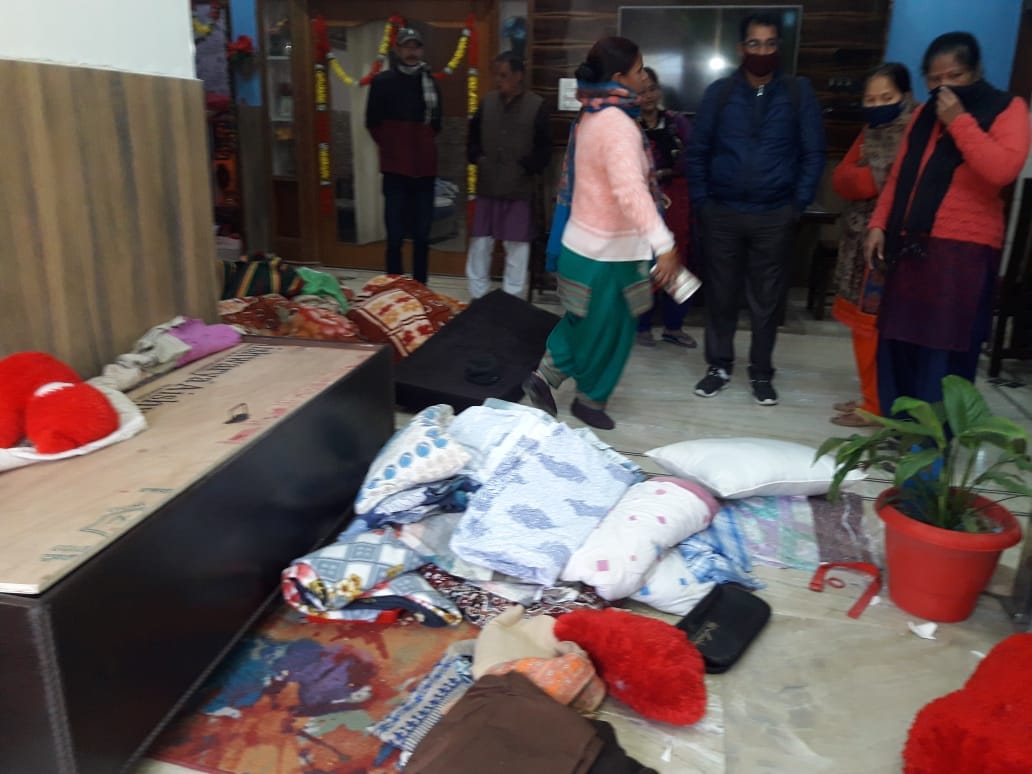 uttarakhand news : loot in kotdwar, ground zero photos