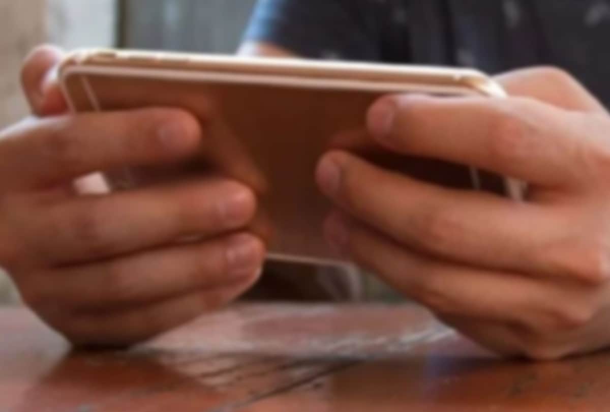 Maharashtra village practicing digital detox, reducing screen time helps in mental and physical health